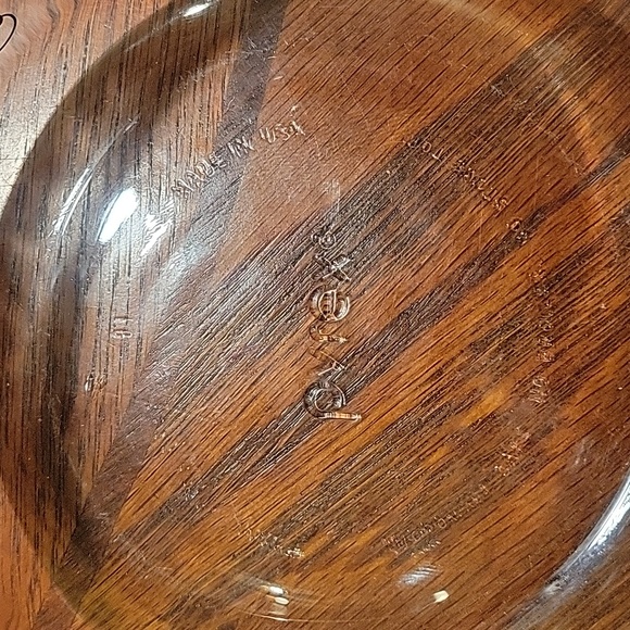 2 Mickey and Minnie Mouse "Love + Joy To All"  Pyrex Glass Food Storage Bowls - Picture 4 of 4